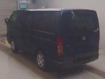Toyota Hiace 2020 photo 3