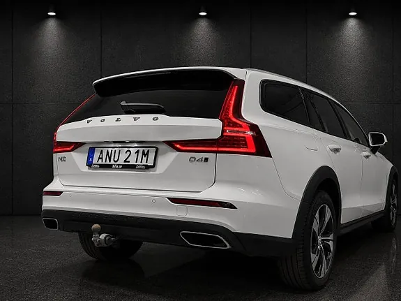 Volvo V60 Cross Country 2020 photo 5