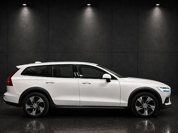 Volvo V60 Cross Country 2020 photo 4