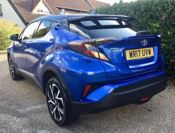 Toyota C-Hr 2017 photo 5