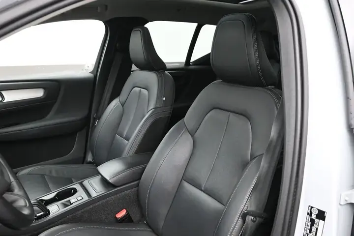 Volvo Xc40 2021 photo 4