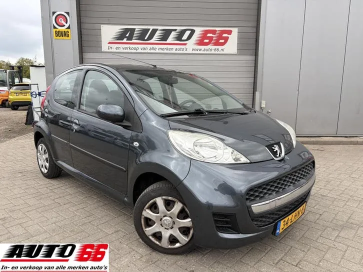 Peugeot 107 2010 photo 2