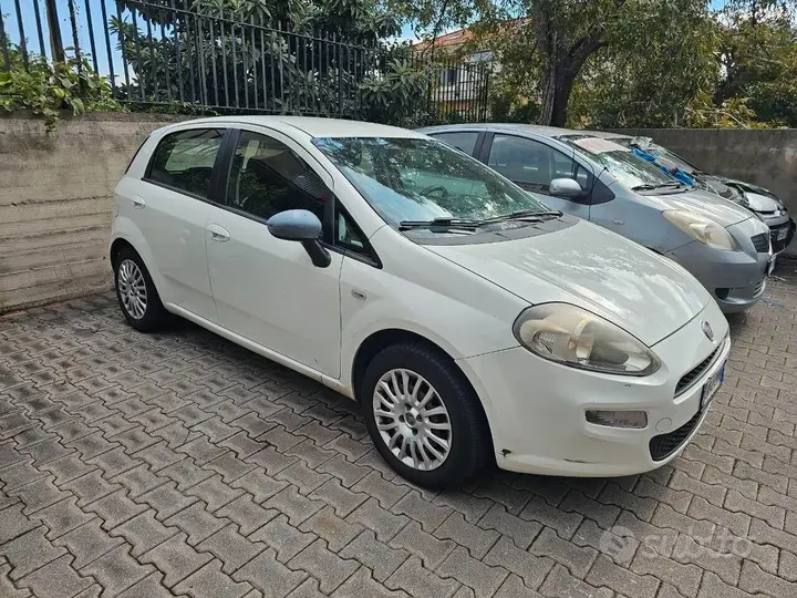 Fiat Punto 2014 photo 3