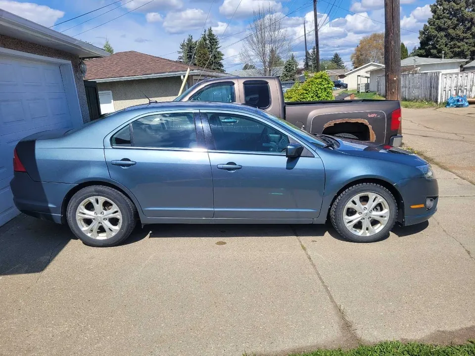 Ford Fusion 2012 photo 3