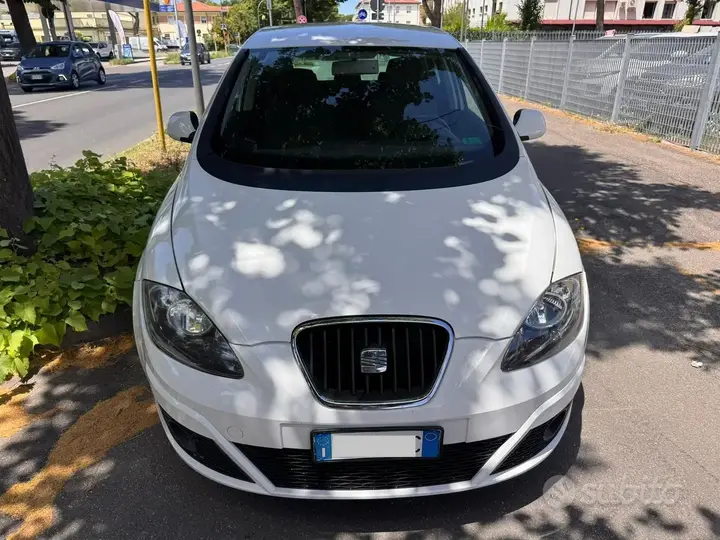 Seat Altea 2009 photo 2