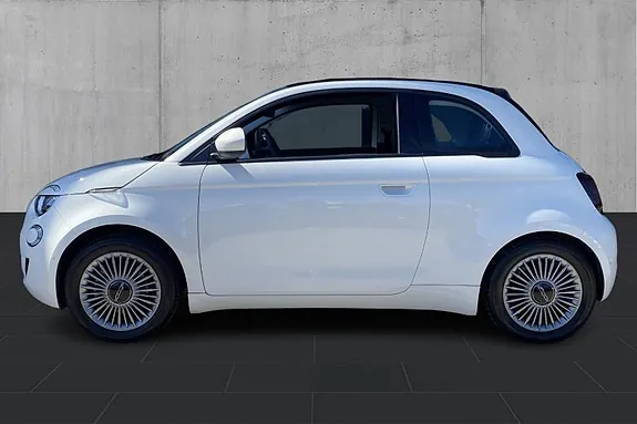 Fiat 500E 2023 photo 2
