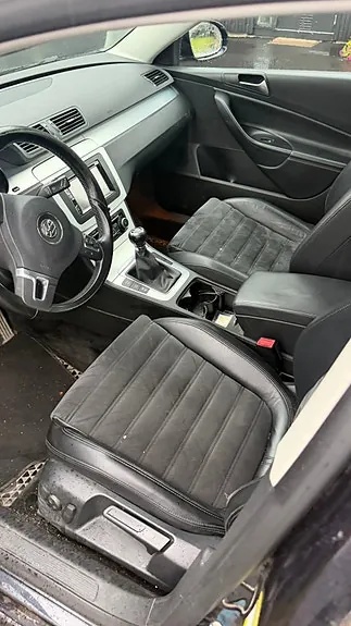 Volkswagen Passat 2010 photo 2