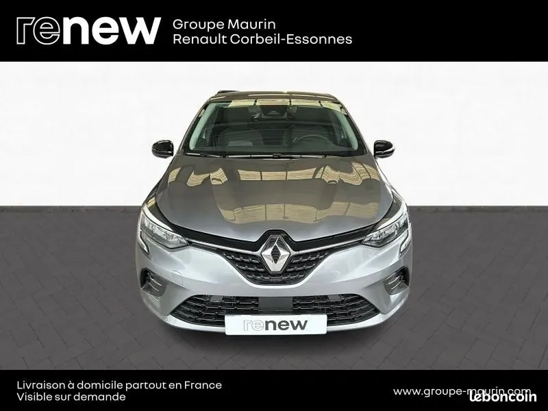 Renault Clio 2023 photo 2
