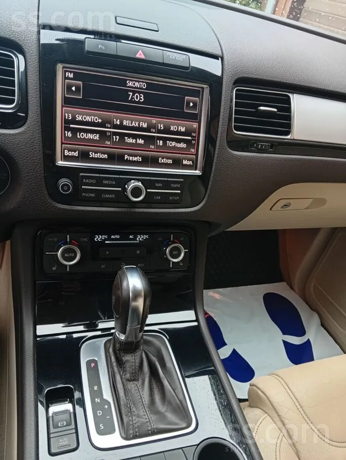 Volkswagen Touareg 2012 photo 5