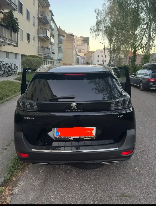 Peugeot 5008 2021 photo 2