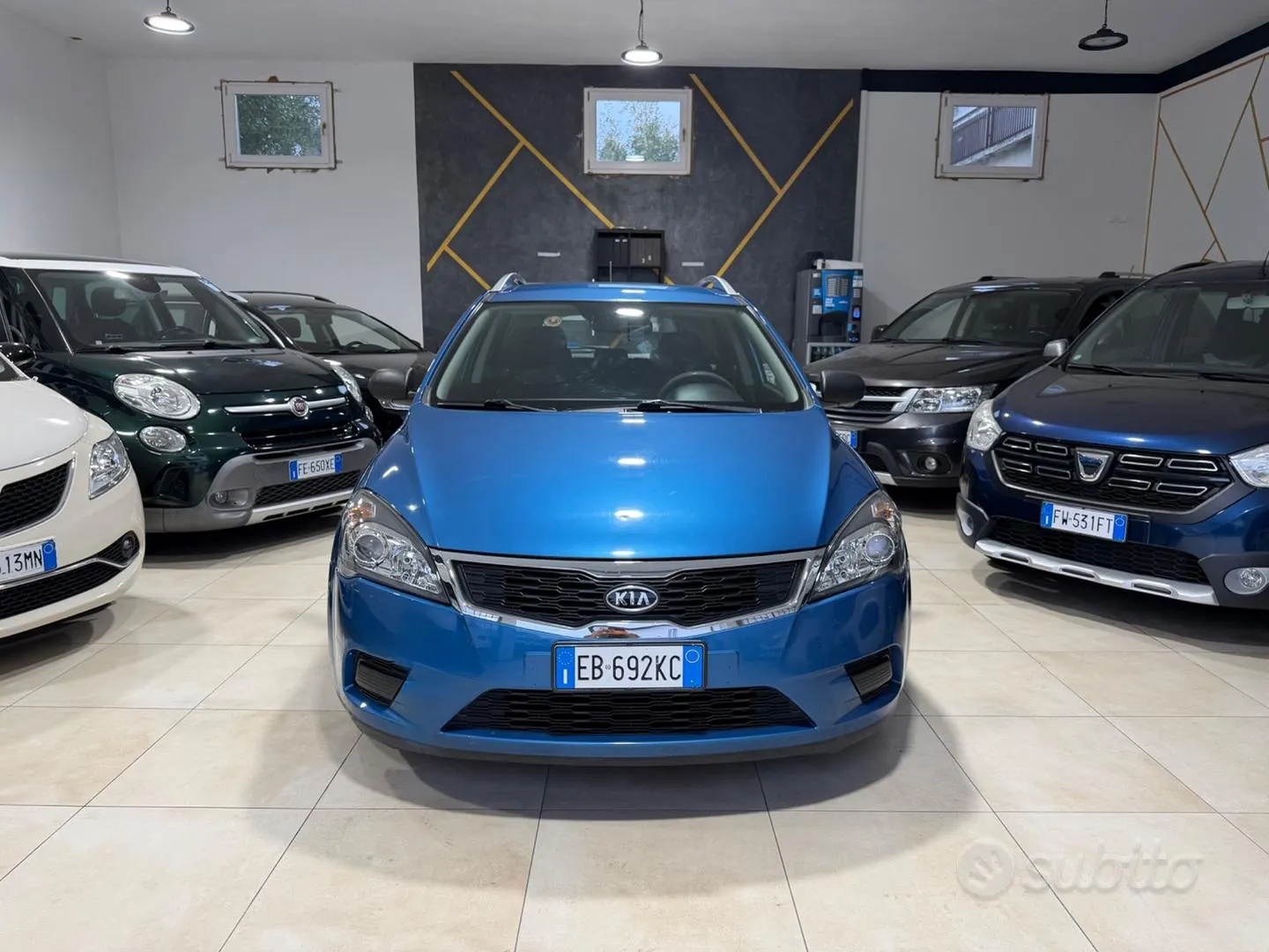 Kia Ceed 2010 photo 2