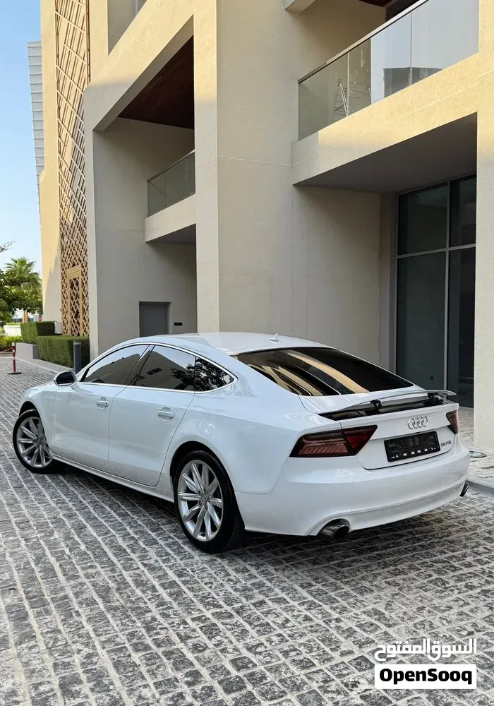 Audi A7 2015 photo 2
