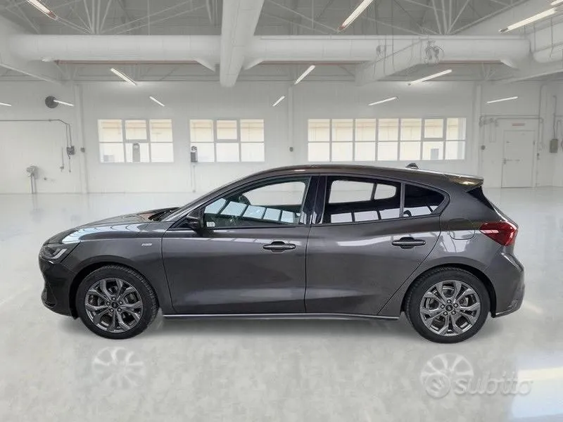 Ford Focus 2022 photo 5
