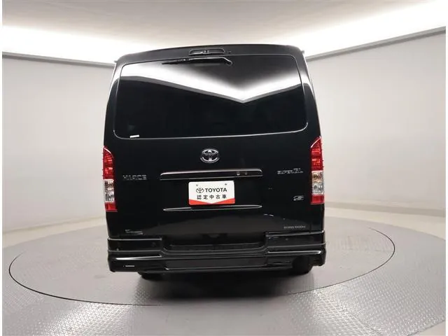 Toyota Hiace Van 2025 photo 4
