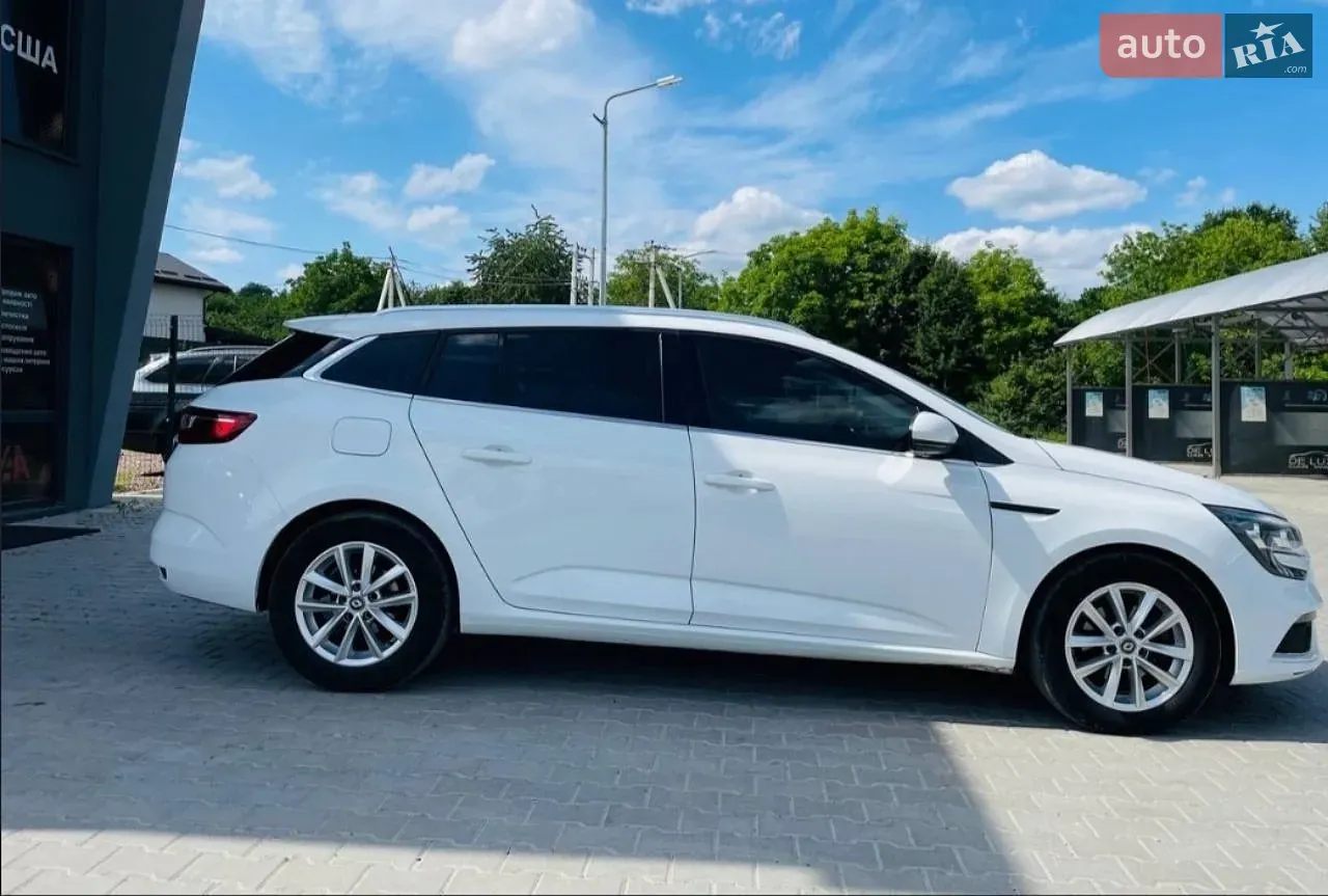 Renault Megane 2017 photo 3