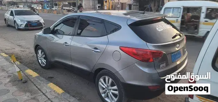 Hyundai Tucson 2013 photo 2