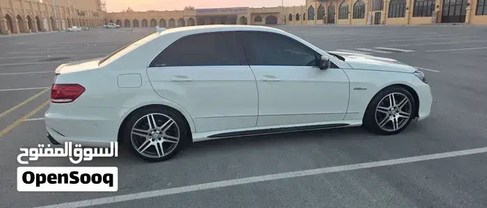 Mercedes-Benz E-Class 2012 photo 4
