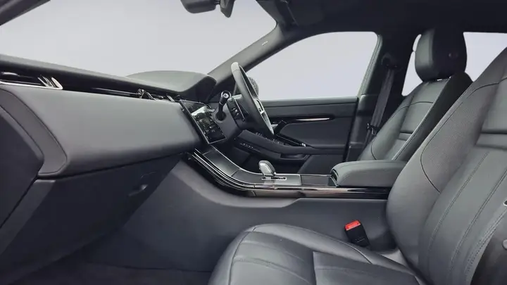 Land Rover Range Rover Evoque 2025 photo 3