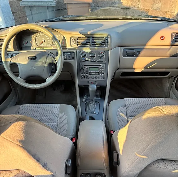 Volvo S70 1997 photo 4