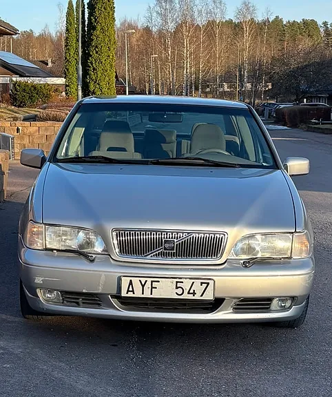 Volvo S70 1997 photo 2