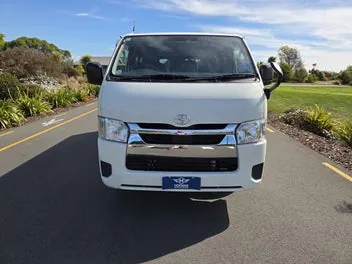 Toyota Hiace 2021 photo 3