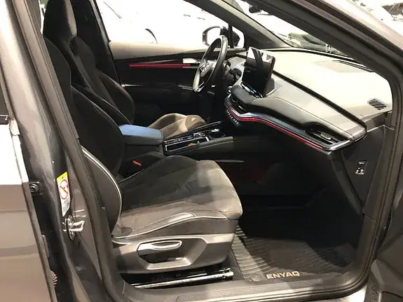 Skoda Enyaq 2023 photo 5