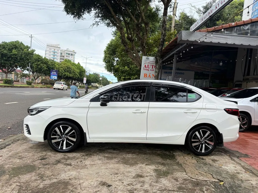 Honda City 2022 photo 2