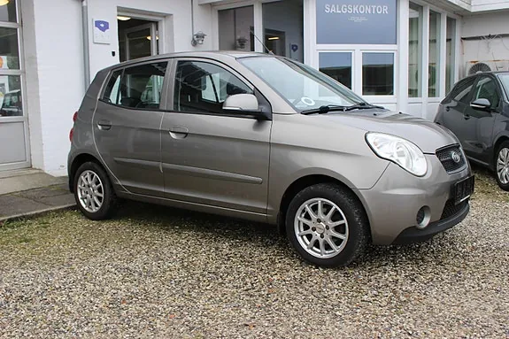 Kia Picanto 2010 photo 3