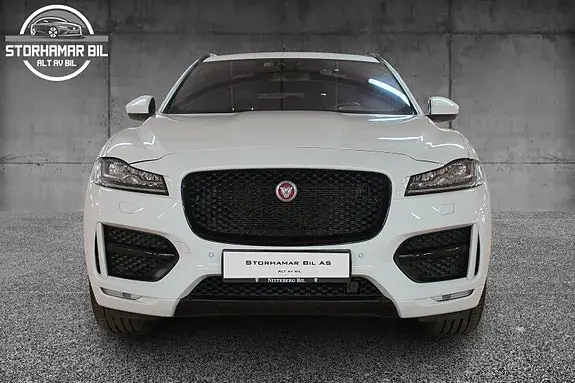 Jaguar F-Pace 2017 photo 3