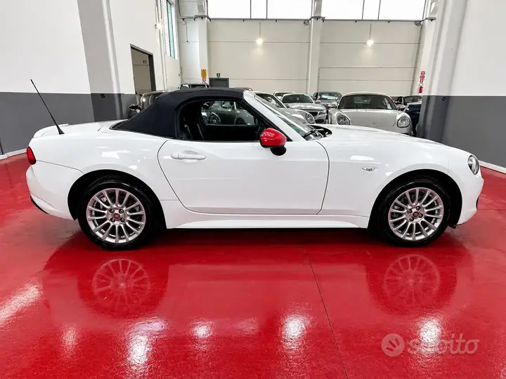 Fiat 124 Spider 2018 photo 5