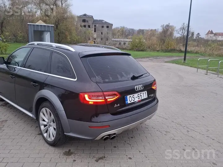 Audi A4 Allroad 2013 photo 3