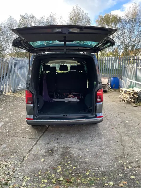 Volkswagen Transporter 2024 photo 4