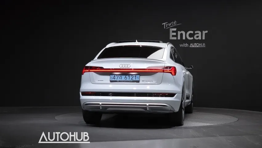 Audi E-Tron 2021 photo 4