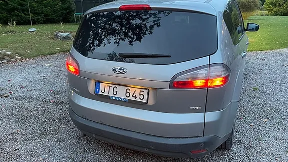 Ford S-Max 2009 photo 3