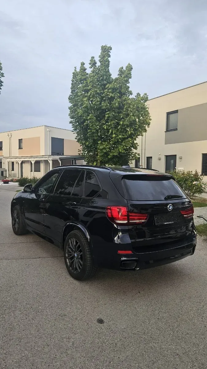 BMW X5 2014 photo 2