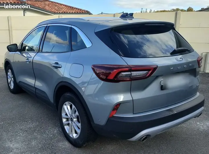 Ford Kuga 2025 photo 2