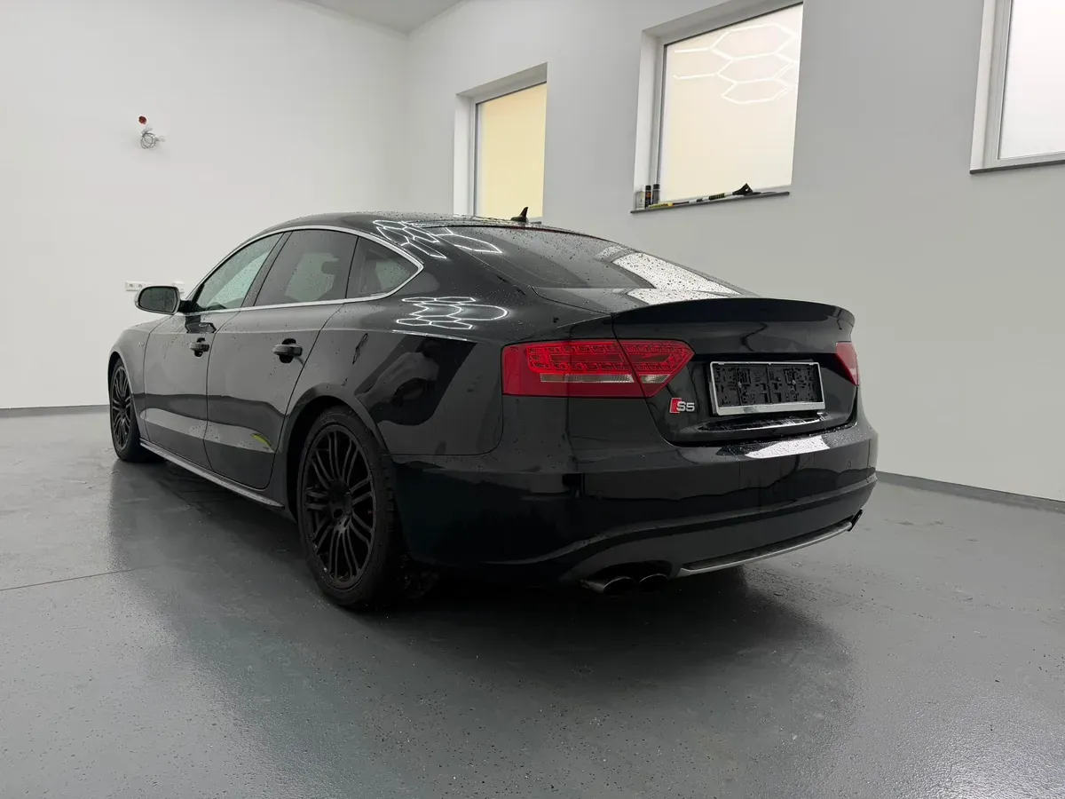 Audi A5 2010 photo 3