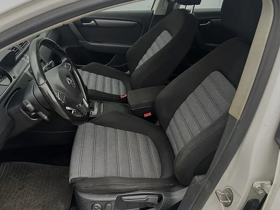 Volkswagen Passat 2015 photo 5