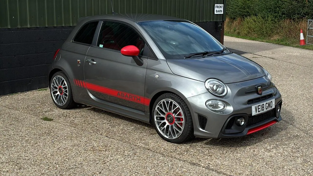 Abarth 595 2018 photo 3