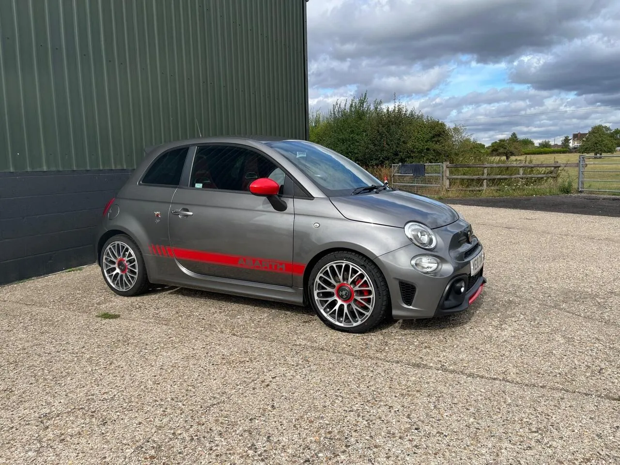 Abarth 595 2018 photo 2