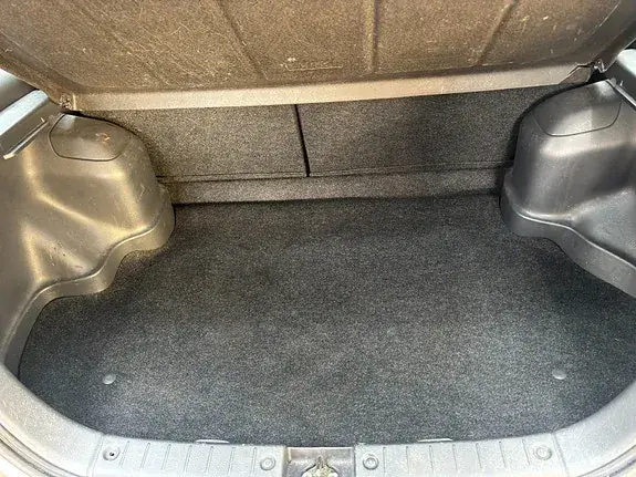 Suzuki Liana 2006 photo 5