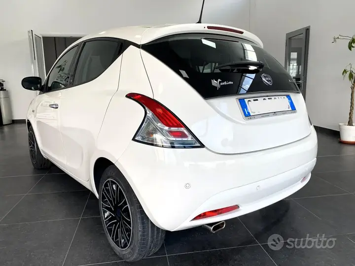 Lancia Ypsilon 2021 photo 4