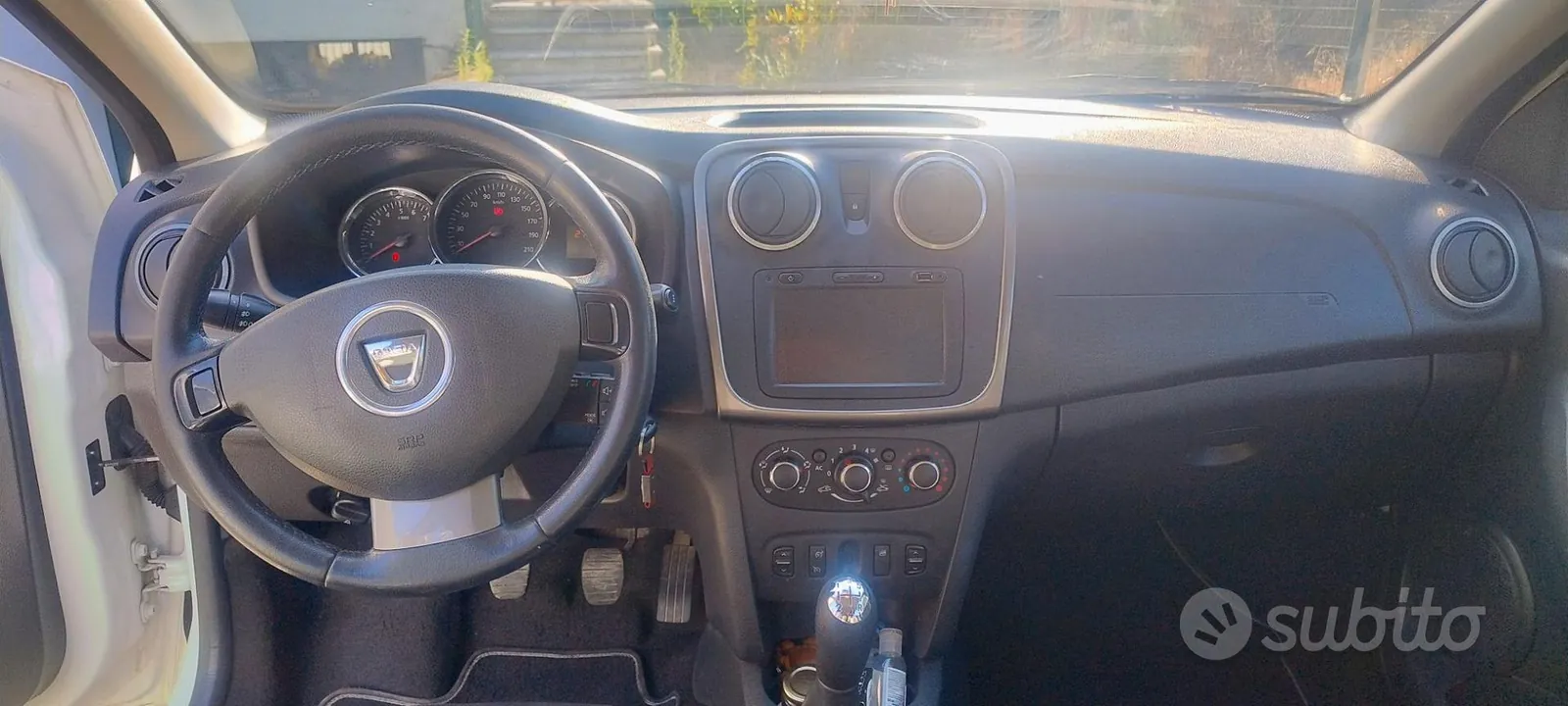 Dacia Sandero 2014 photo 5