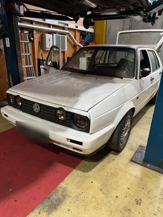 Volkswagen Golf 2