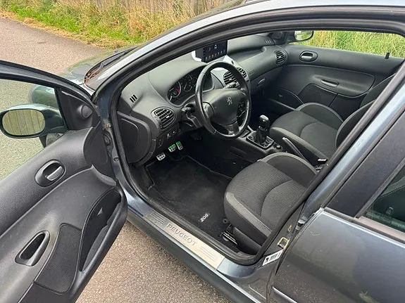 Peugeot 206 2006 photo 5