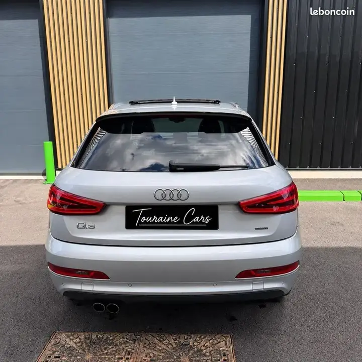 Audi Q3 2011 photo 4