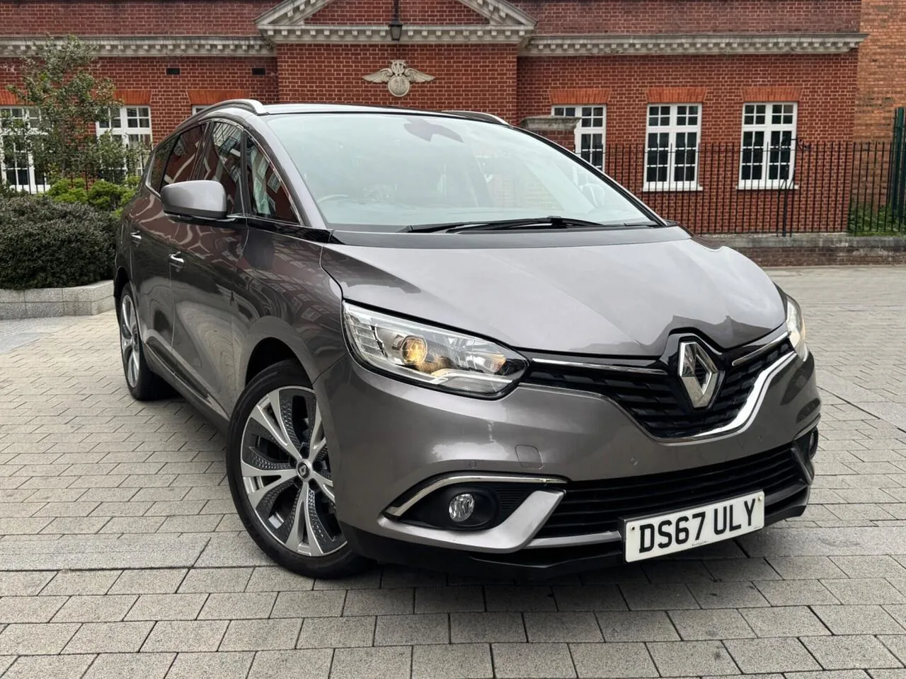 Renault Grand Scenic 2017 photo 3
