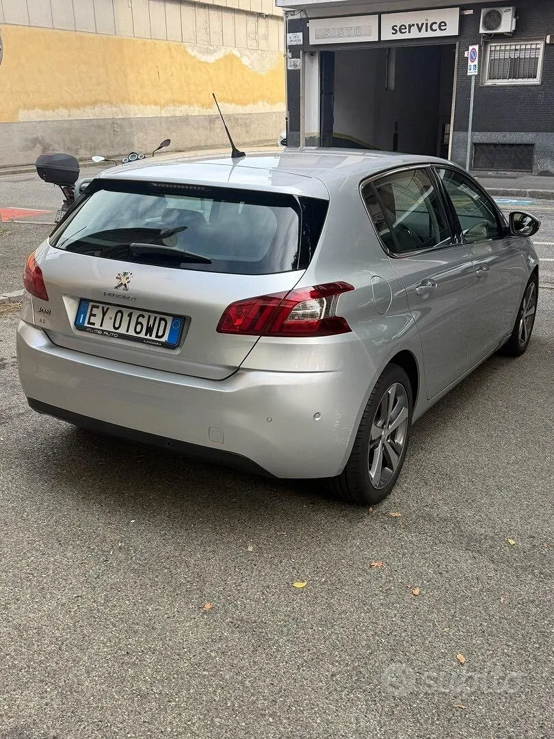 Peugeot 308 2015 photo 5
