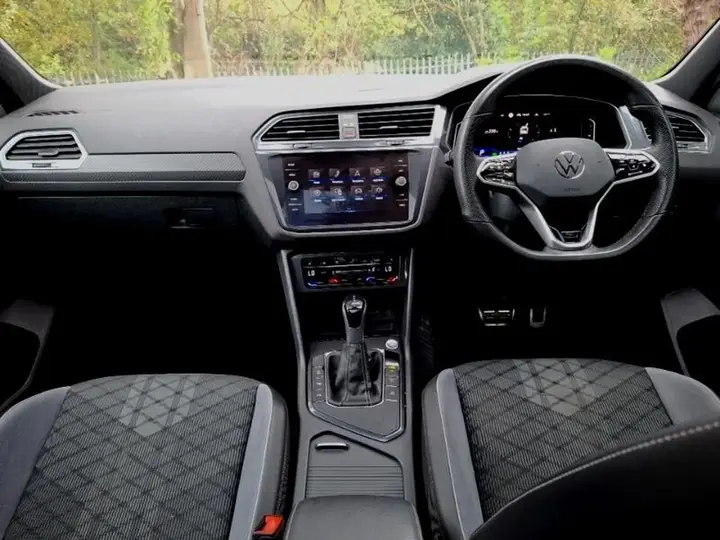 Volkswagen Tiguan 2023 photo 3