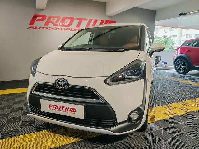 Toyota Sienta